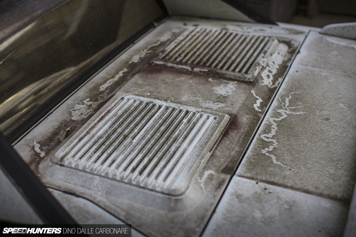 abandoned_mr2_dino_dalle_carbonare_08