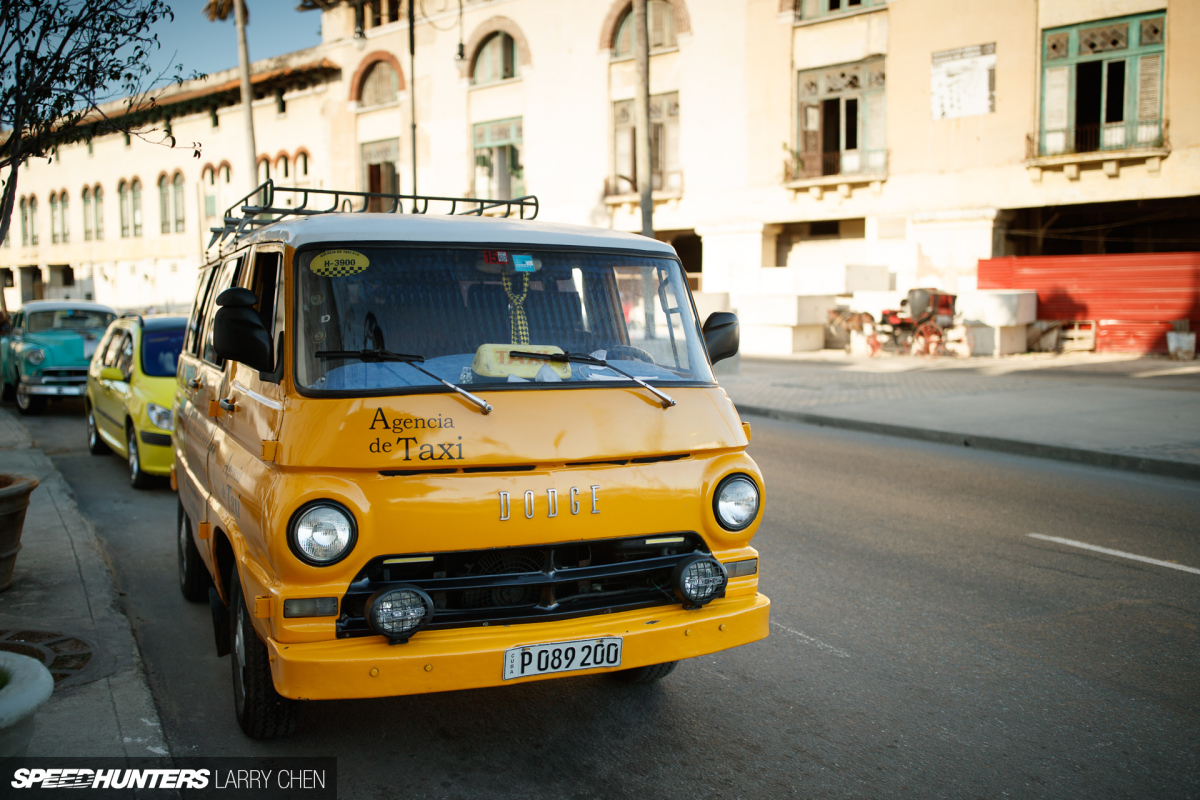 Larry_Chen_Speedhunters_havana_cuba_car_spotting_47