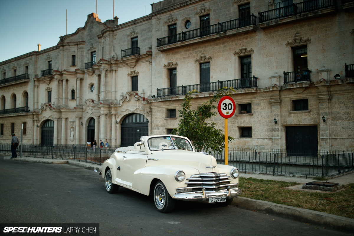 Larry_Chen_Speedhunters_havana_cuba_car_spotting_55