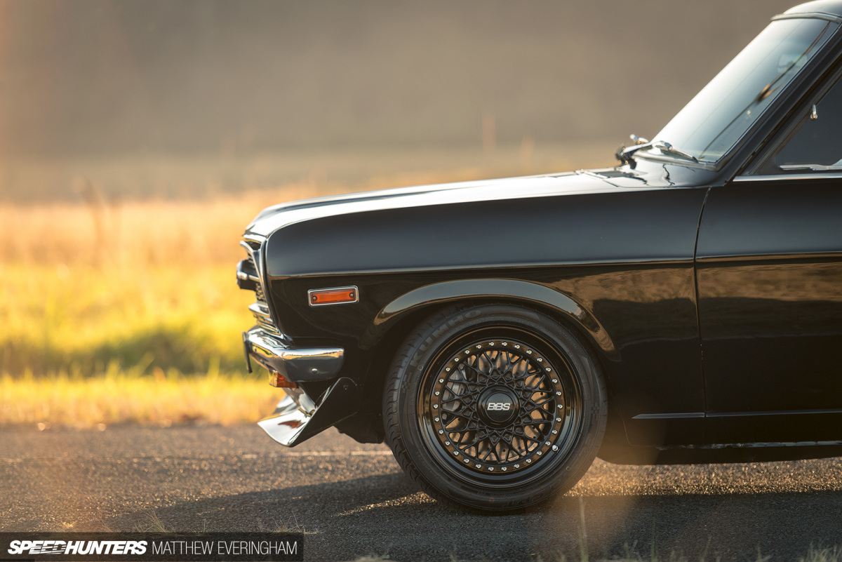 BlackDatsunUte_MatthewEveringham_Speedhunters_ (9)