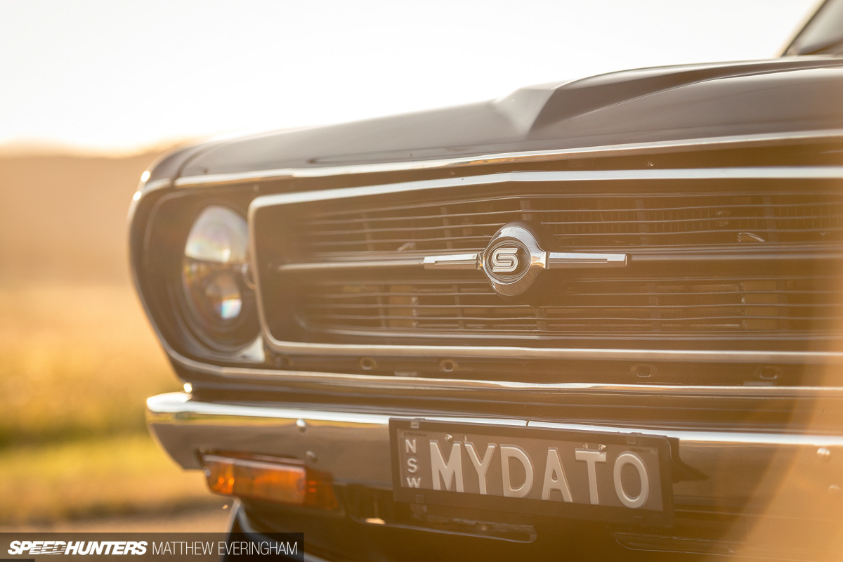 BlackDatsunUte_MatthewEveringham_Speedhunters_ (16)