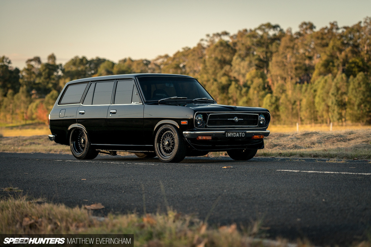 BlackDatsunUte_MatthewEveringham_Speedhunters_ (23)