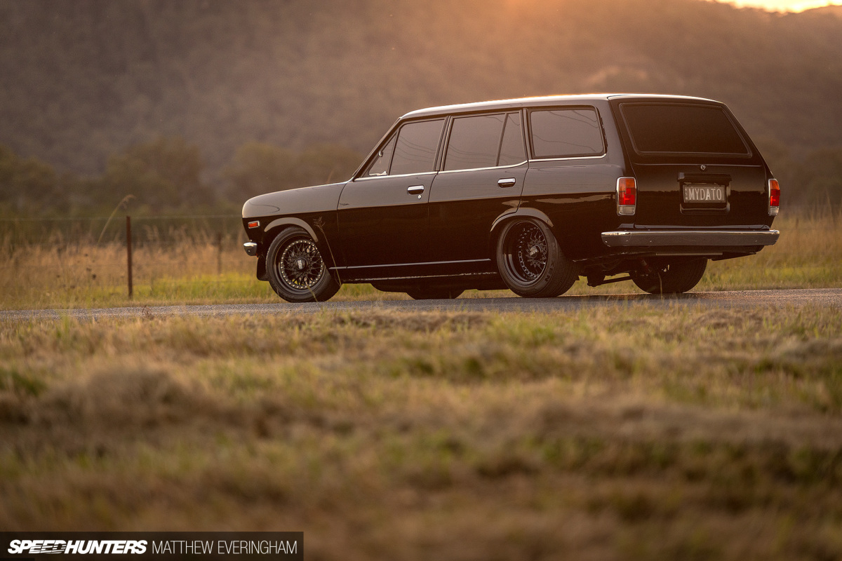 BlackDatsunUte_MatthewEveringham_Speedhunters_ (37)