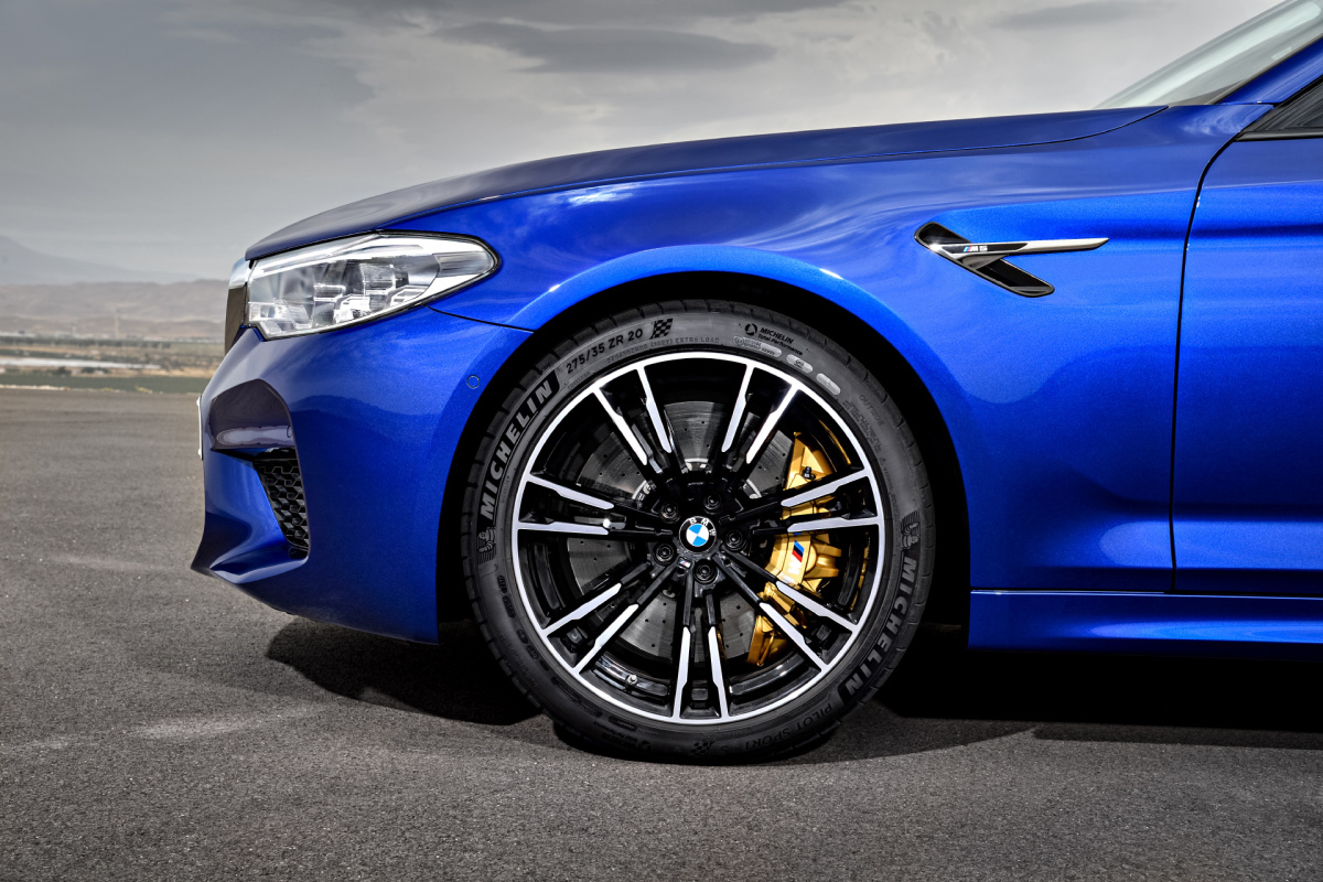 P90273018_highRes_the-new-bmw-m5-08-20