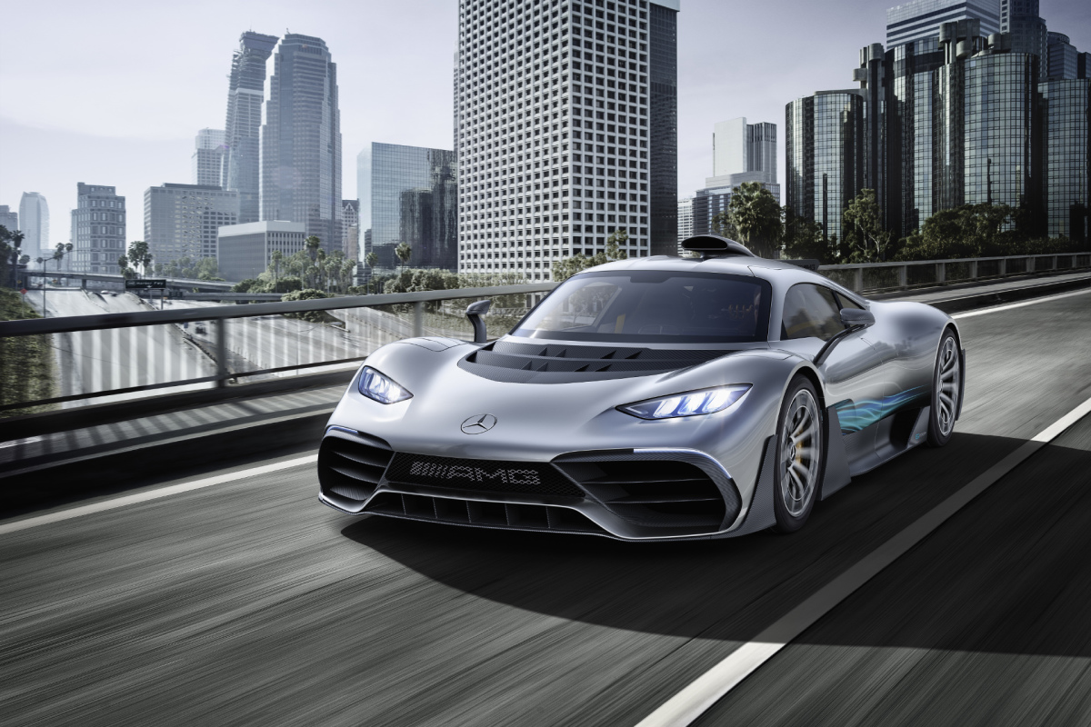 Weltpremiere Showcar Mercedes-AMG Project ONE: Mercedes-AMG bringt Formel 1-Technologie für die Straße