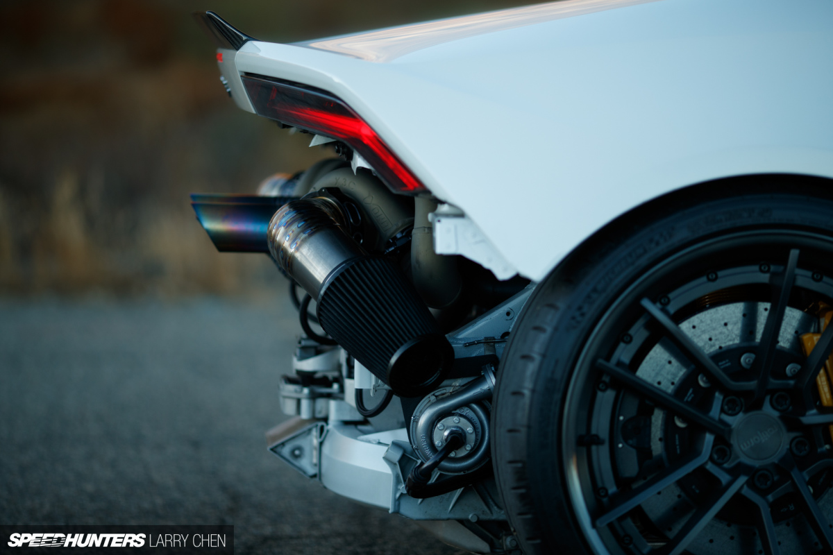 Larry_Chen_2017_Speedhunters_CSF_Huracan_015
