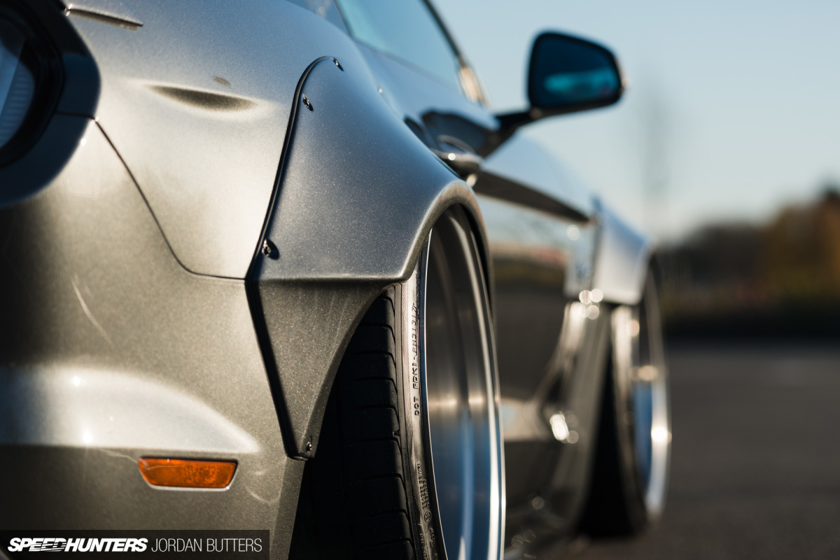 liberty-walk-mustang-jordanbutters-speedhunters-5734
