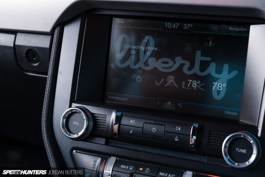 liberty-walk-mustang-jordanbutters-speedhunters-1807