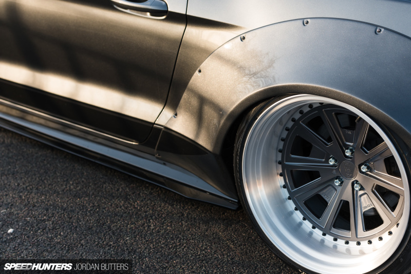 liberty-walk-mustang-jordanbutters-speedhunters-1755
