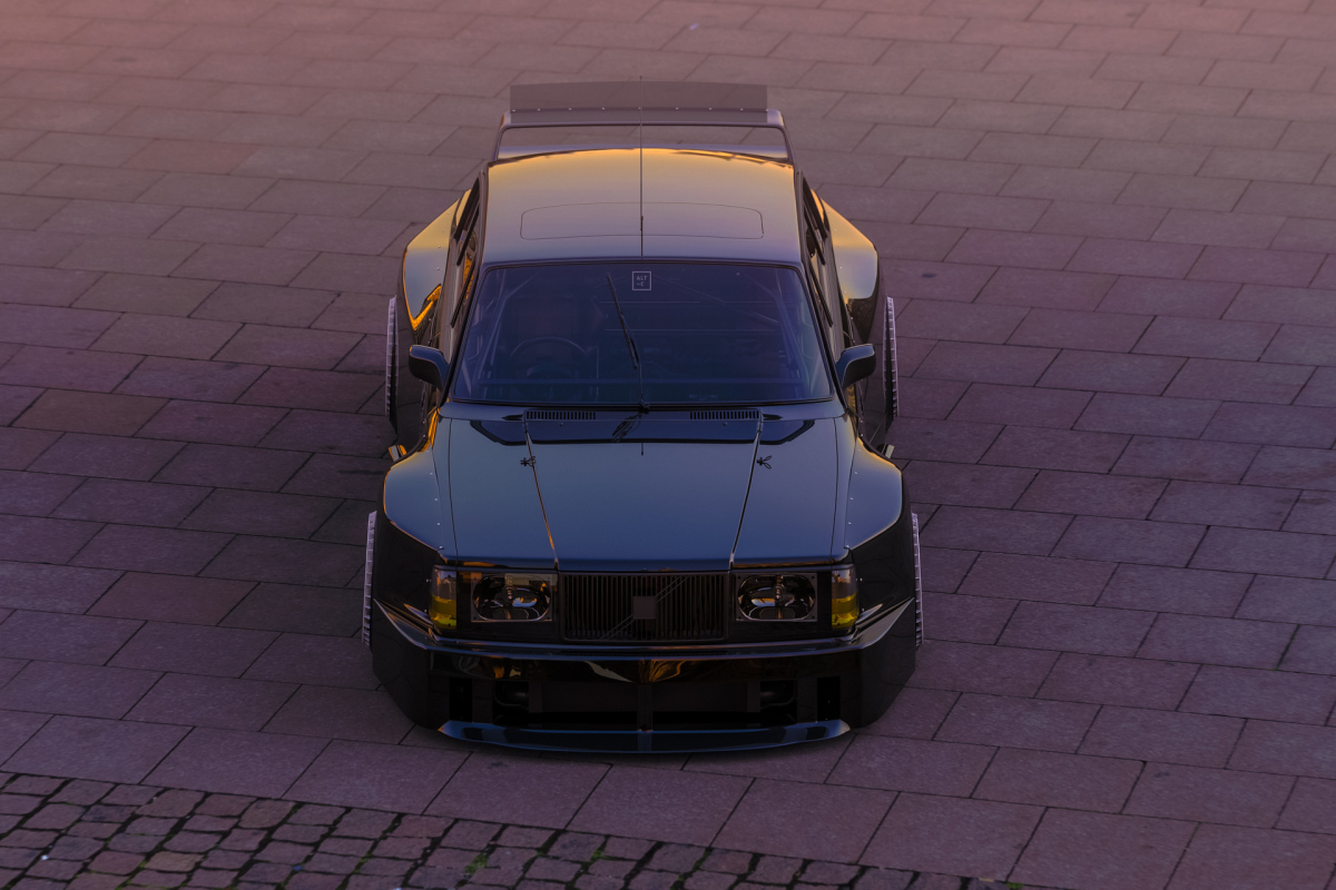 ASH_THORP_VOLVO_240GL__031