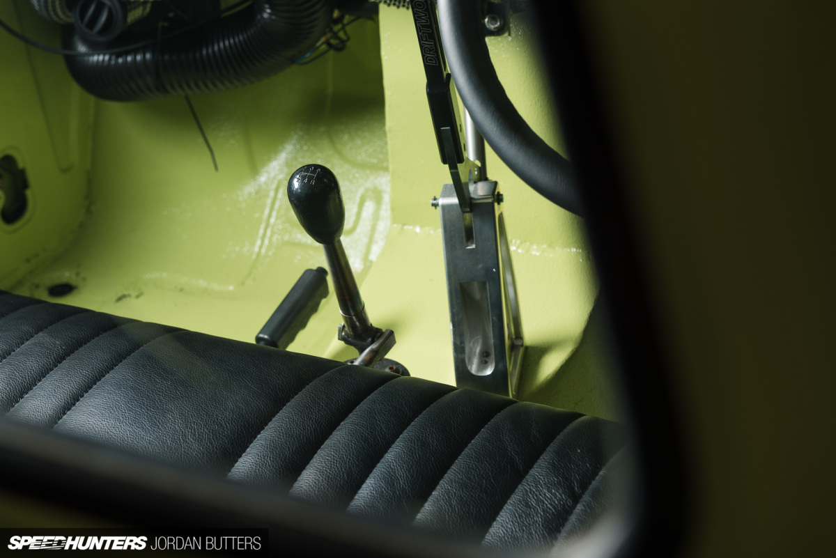 driftworks-hi5-hilux-jordanbutters-speedhunters-6023