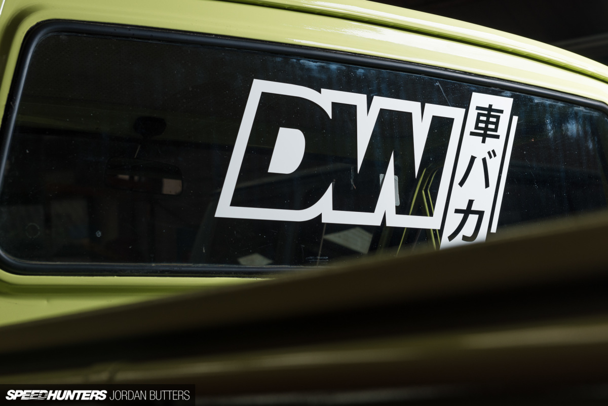 driftworks-hi5-hilux-jordanbutters-speedhunters-6036