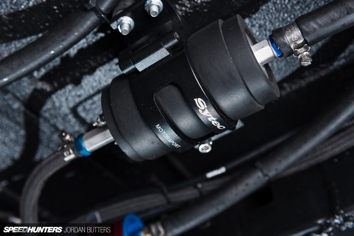 driftworks-hi5-hilux-jordanbutters-speedhunters-6200