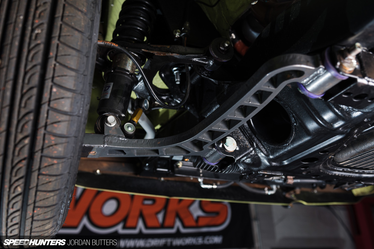 driftworks-hi5-hilux-jordanbutters-speedhunters-6212