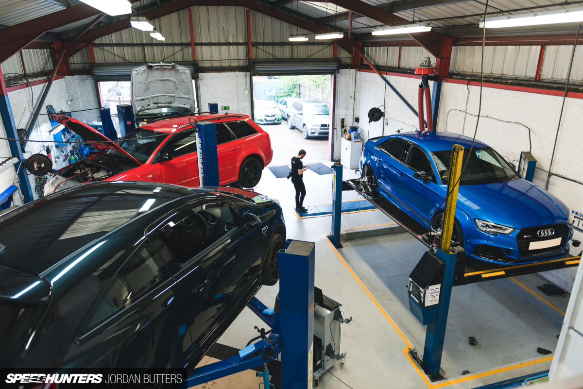 Project RS4 Carbon Clean Regal Autosport by Jordan Butters Speedhunters-8446-2