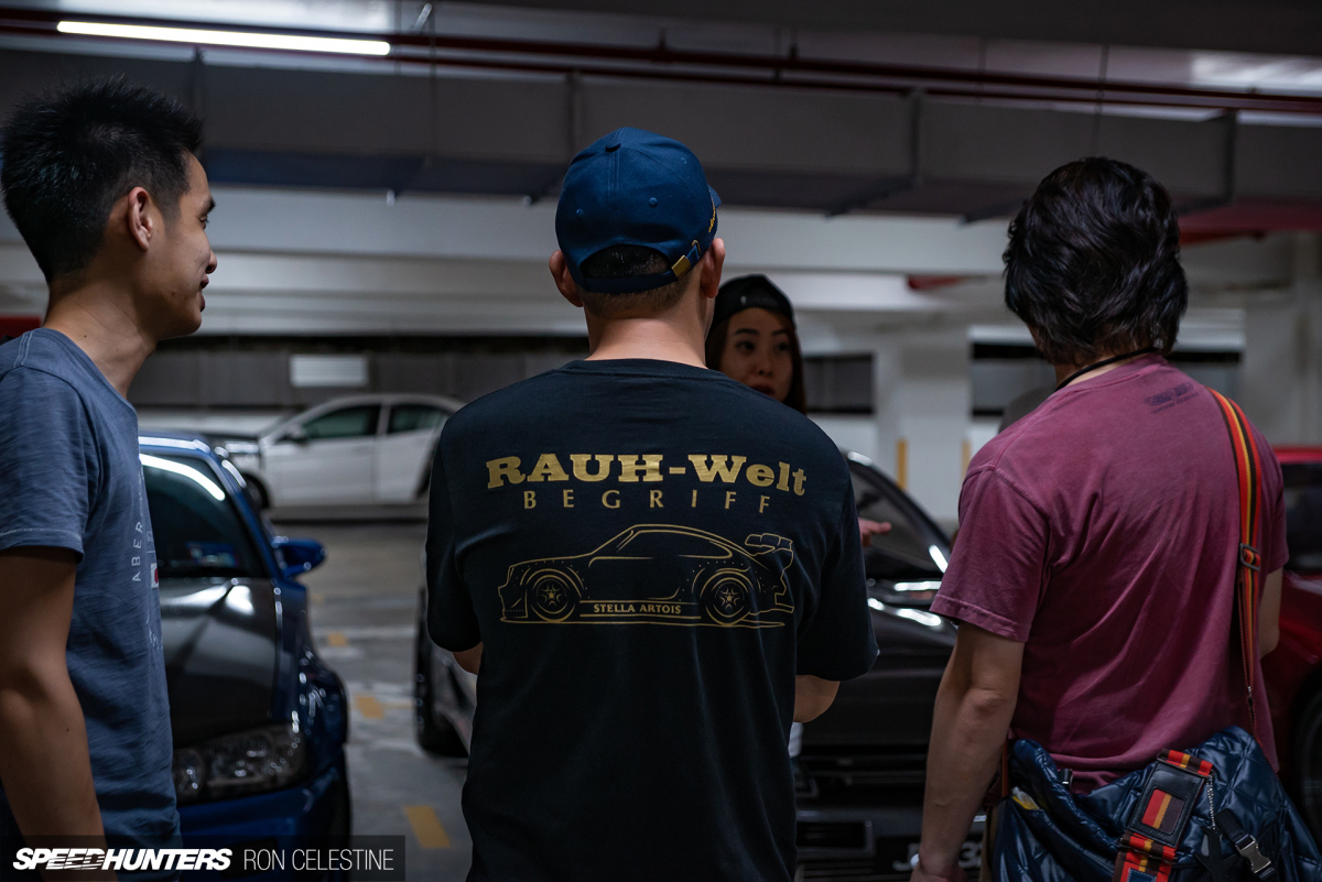 ron_celestine_Group_Talking_malaysia_nightmeet