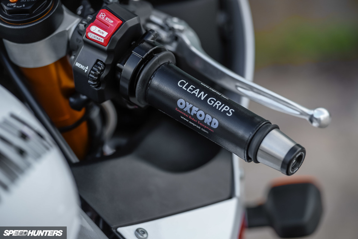 Yamaha-R1--WE98-Mark-Boxer-Speedhunters (26)