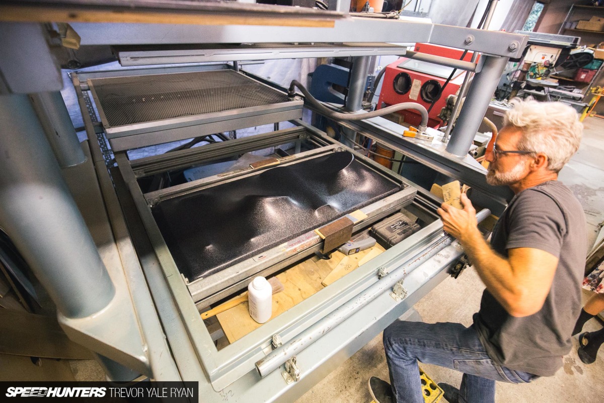 2018-SH-KoogleWerks-Thermoforming-Trevor-Ryan_022