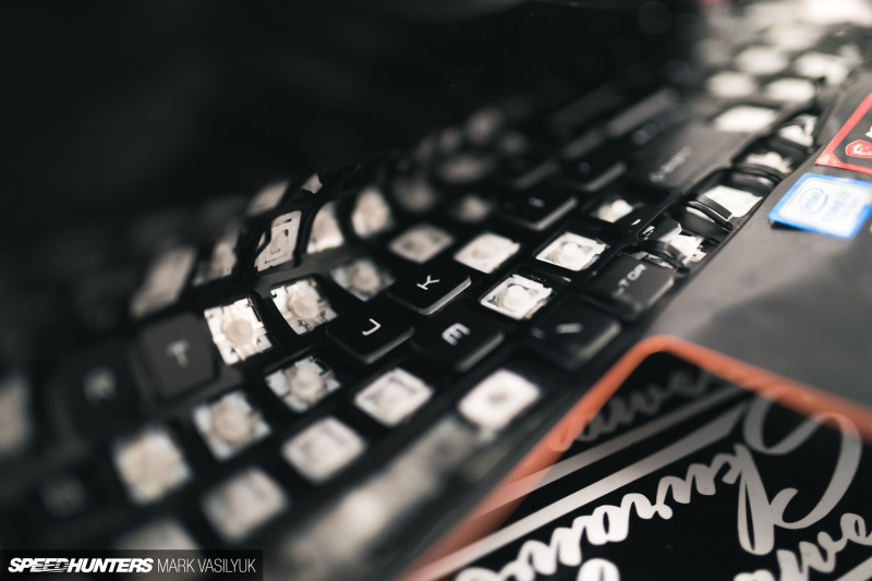 2018-SH-Mark-V-Laptop-Trevor-Ryan_001