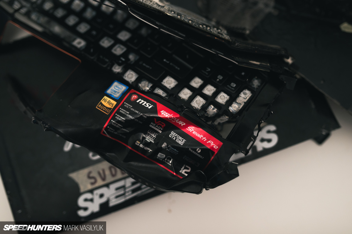 2018-SH-Mark-V-Laptop-Trevor-Ryan_003