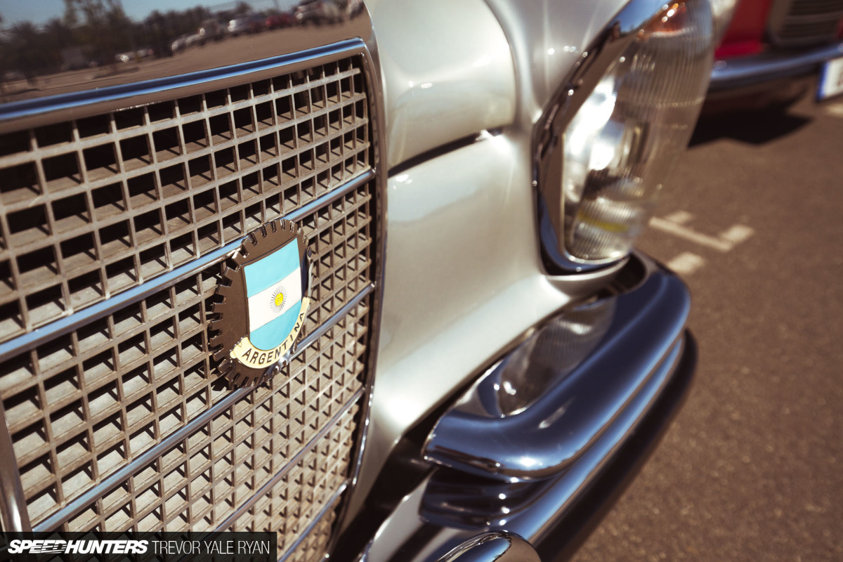 2018-SH-3-Mercedes-W114-On-Air-Trevor-Ryan_007