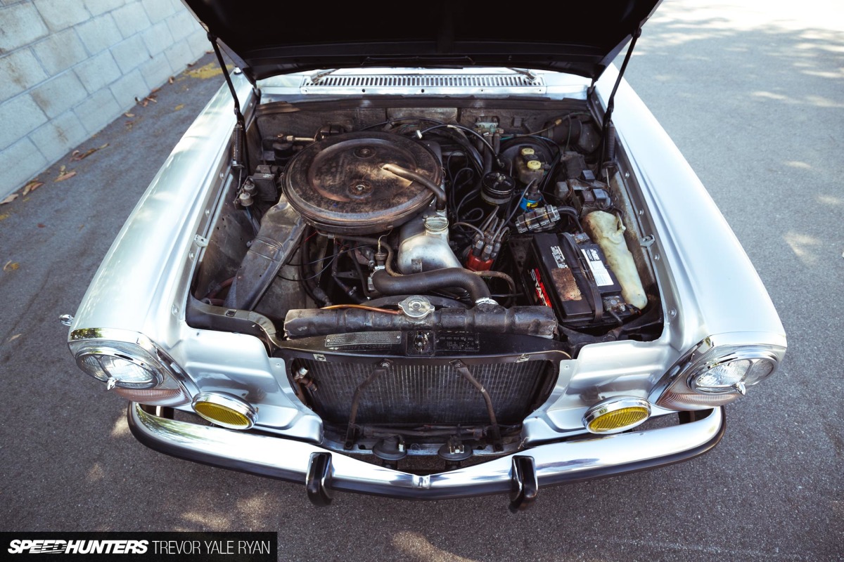 2018-SH-3-Mercedes-W114-On-Air-Trevor-Ryan_019