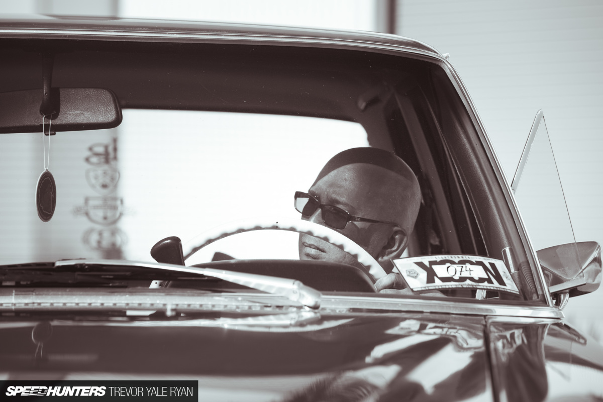 2018-SH-3-Mercedes-W114-On-Air-Trevor-Ryan_036