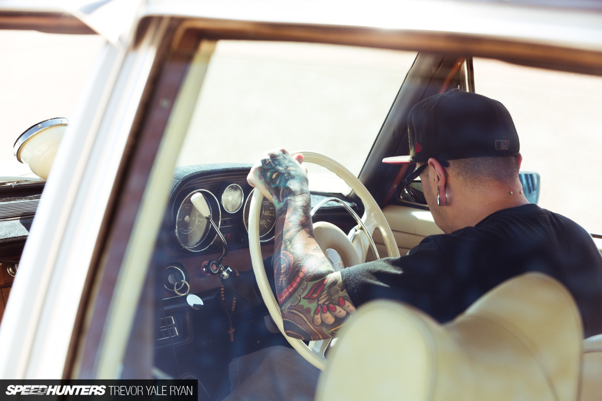 2018-SH-3-Mercedes-W114-On-Air-Trevor-Ryan_038