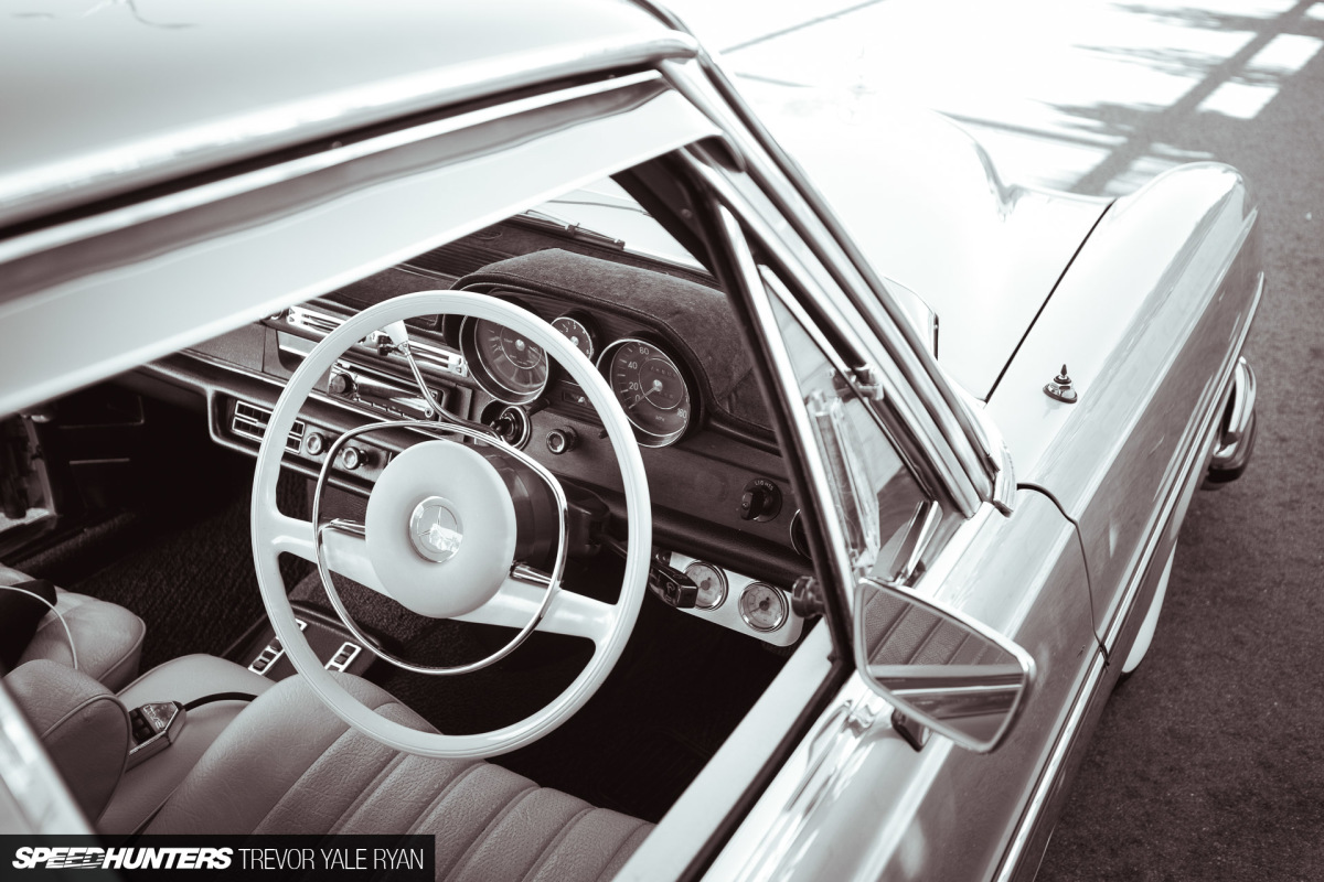 2018-SH-3-Mercedes-W114-On-Air-Trevor-Ryan_042