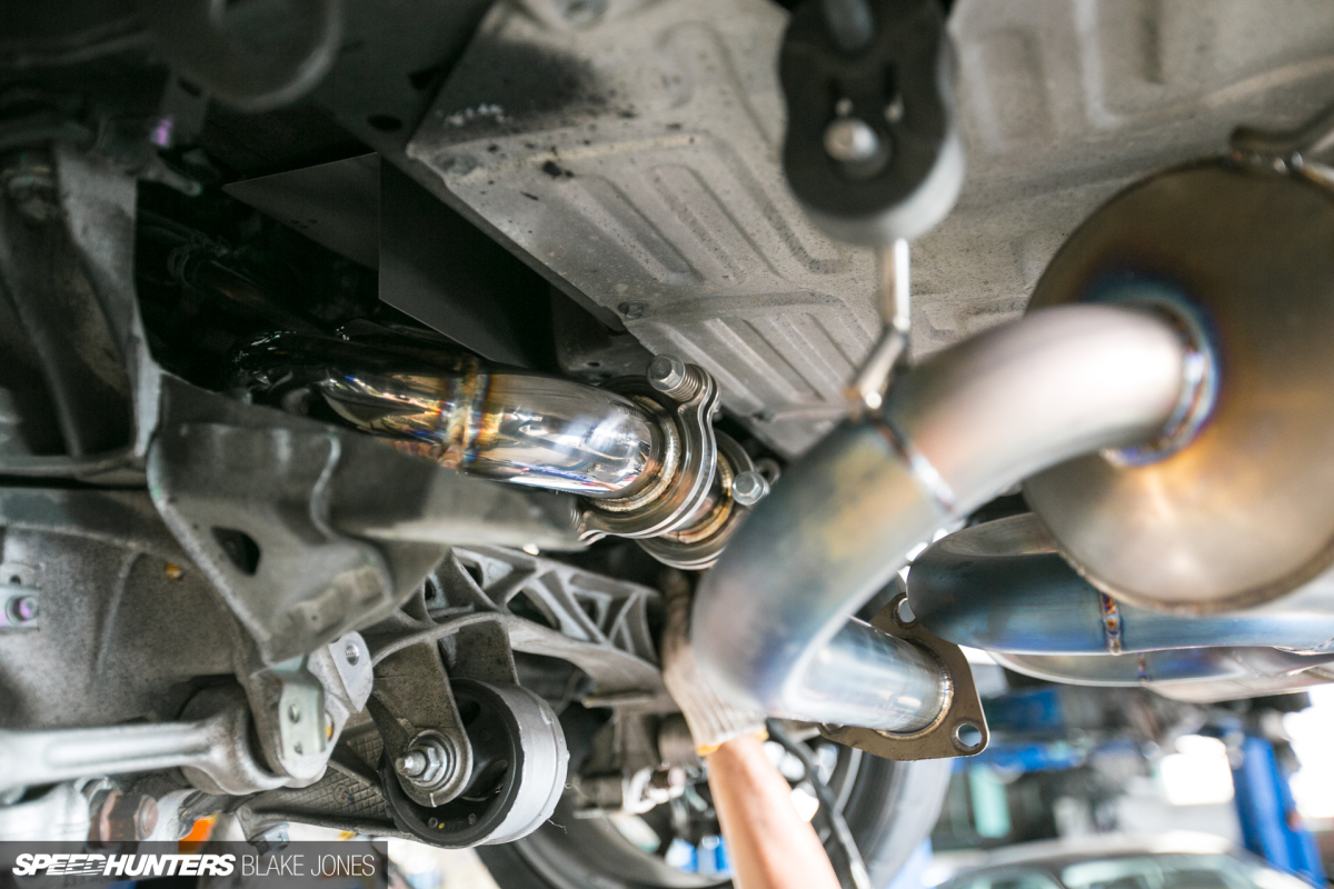 Fujitsubo-manifold-ProjectNSX-blakejones-speedhunters--43