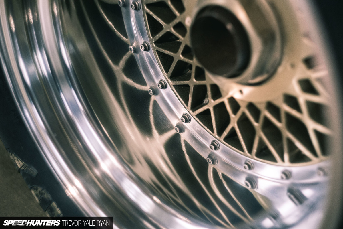 2018-SH-Porsche-935-vs-Helios-44-2-Trevor-Ryan_009