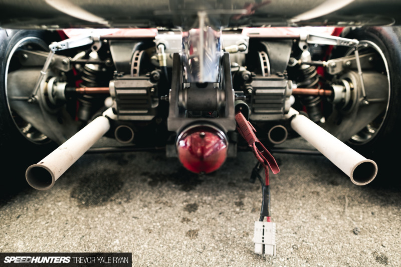 2017-Niki-Lauda-F1-Car-By-Trevor-Ryan-006