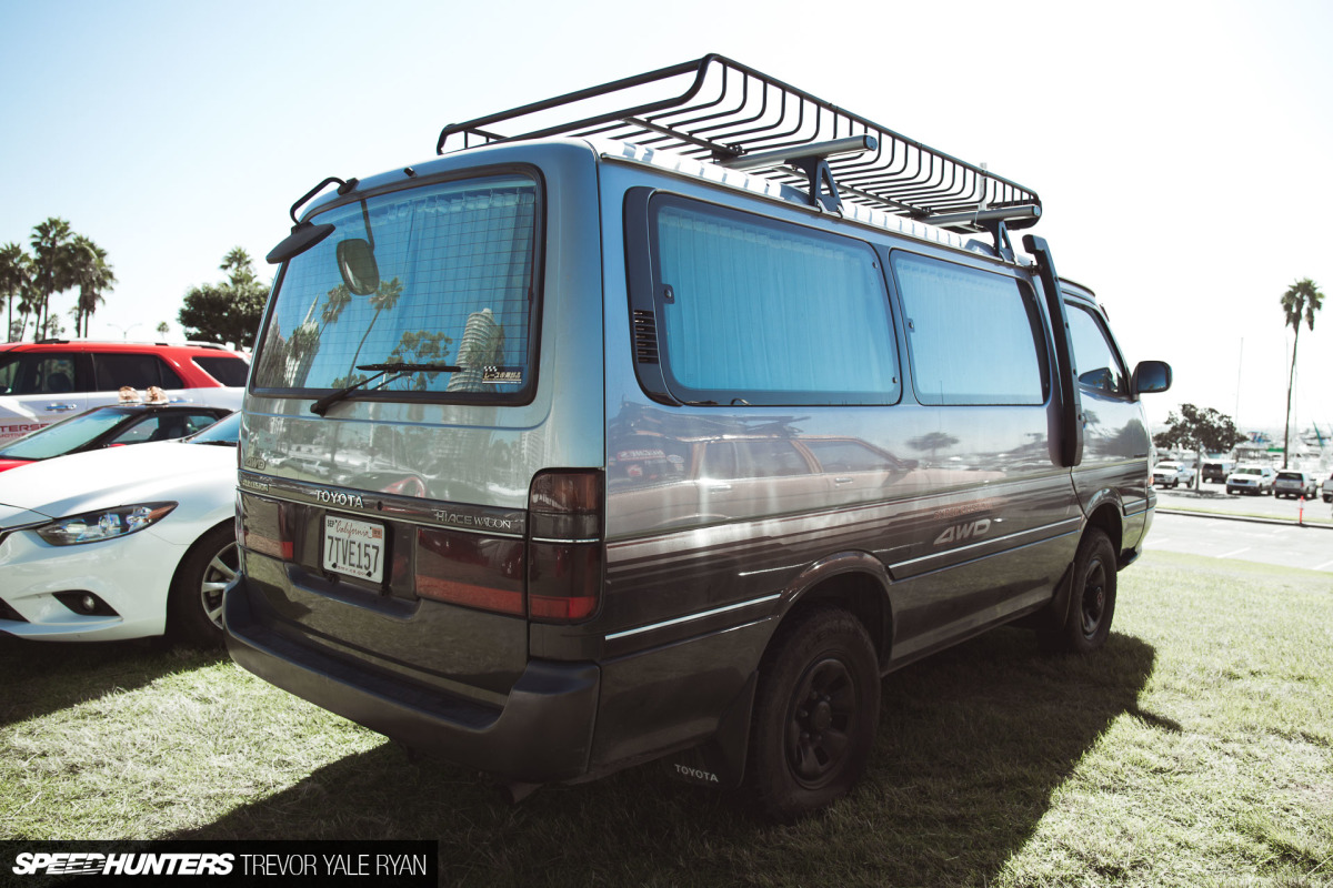 018_2018-SH-JCCS-Parking-Lot-Trevor-Ryan