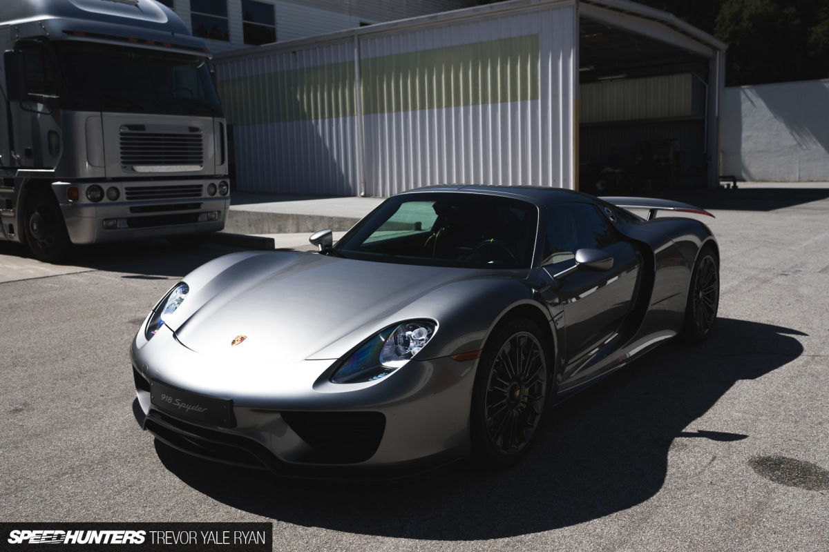 2018-SH_Canepa-Rennsport-Reunion-Prep_Trevor-Ryan-055