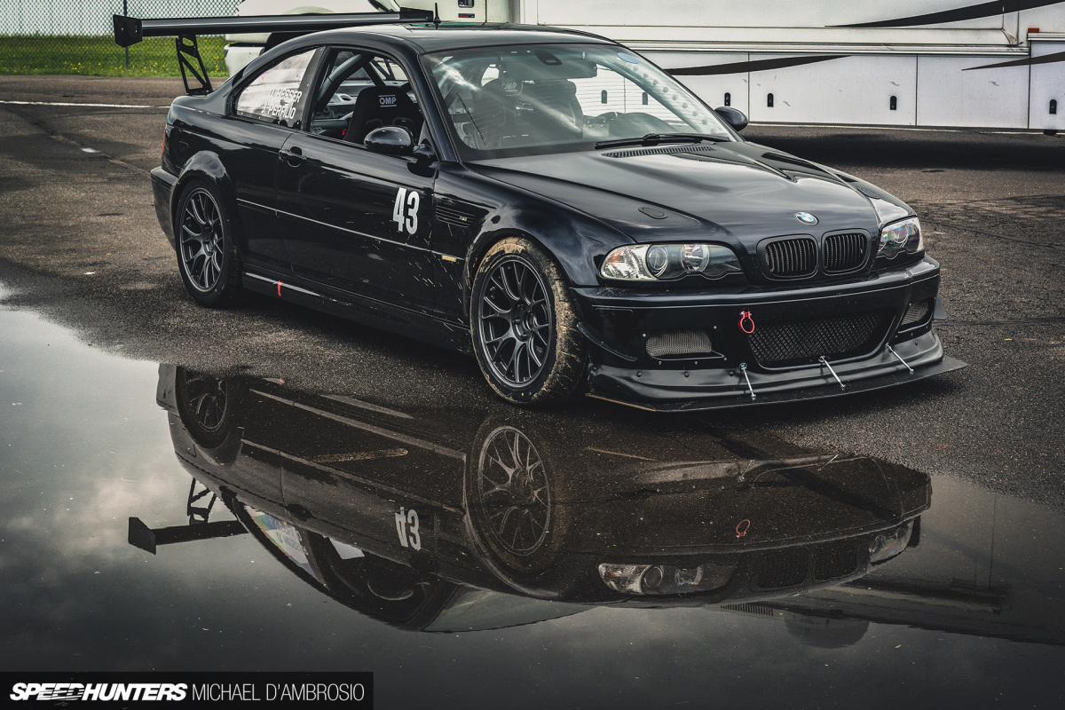 Speedhunters_IATS_16_e46_reflection