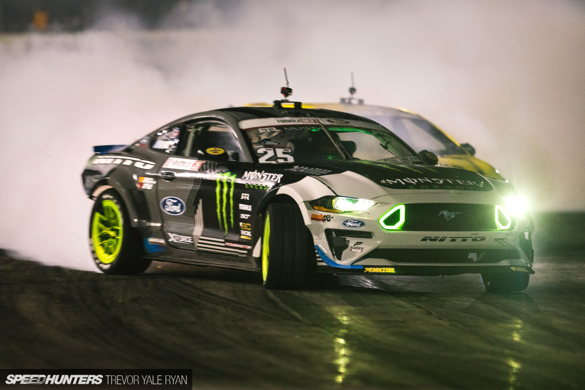 2018-SH_Aasbo-Papadakis-Formula-D-Title-Fight-Irwindale_Trevor-Ryan-044