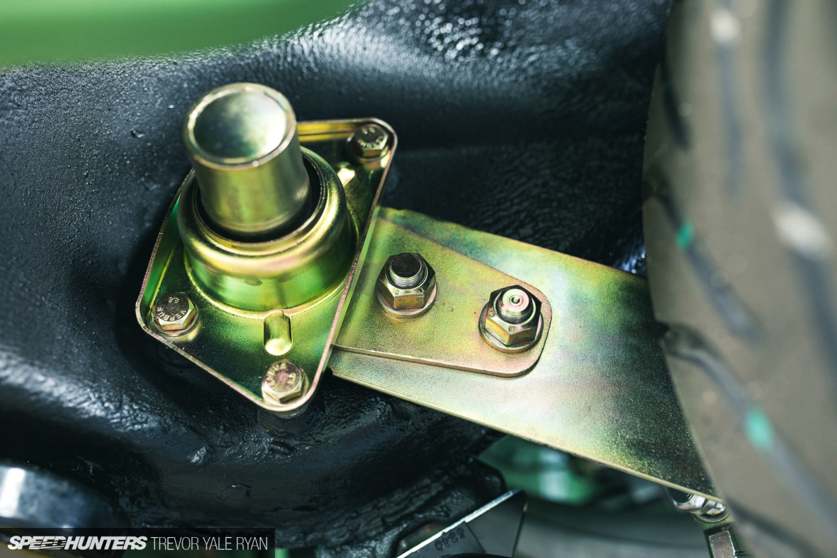 2018-SH_SEMA-Preview-Sleepers-Speed-Shop_Trevor-Ryan-005_0830