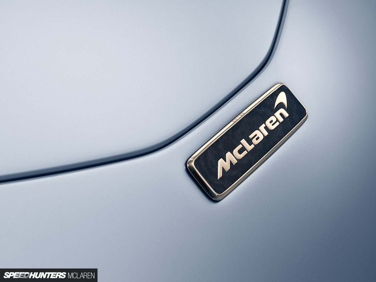 9823-McLarenSpeedtail