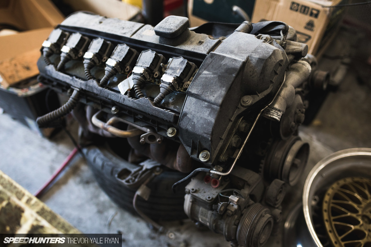 2018-SH_SEMA-Preview-BMW-Z4-GT3_Trevor-Ryan-013_1676