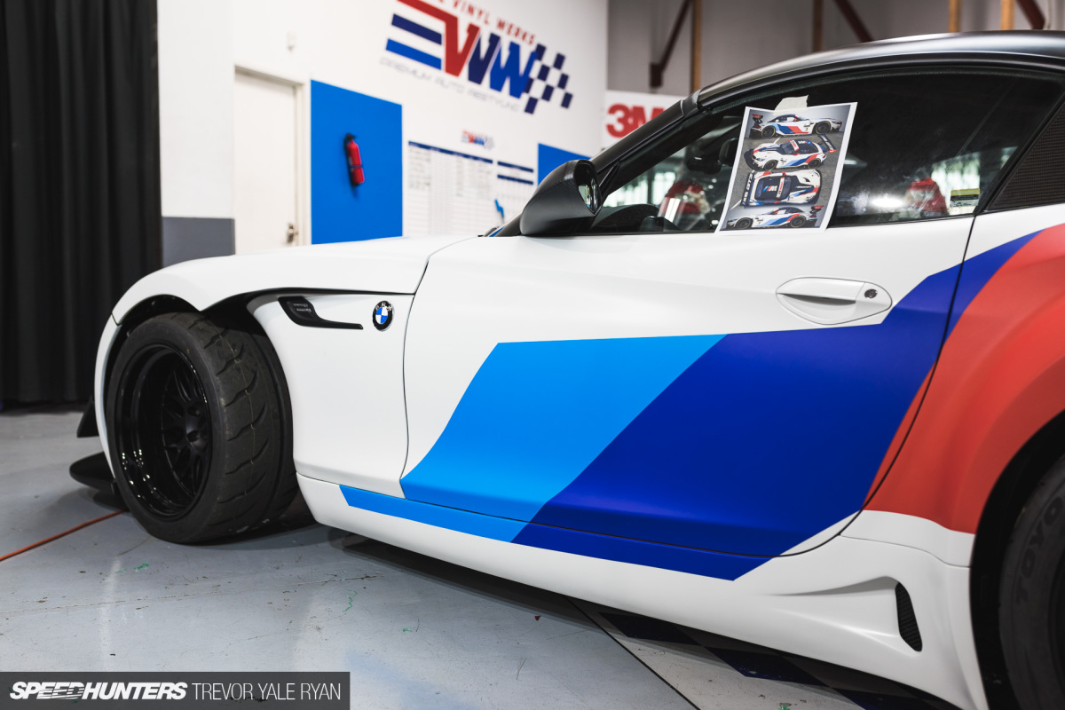 2018-SH_SEMA-Preview-BMW-Z4-GT3_Trevor-Ryan-042_1923