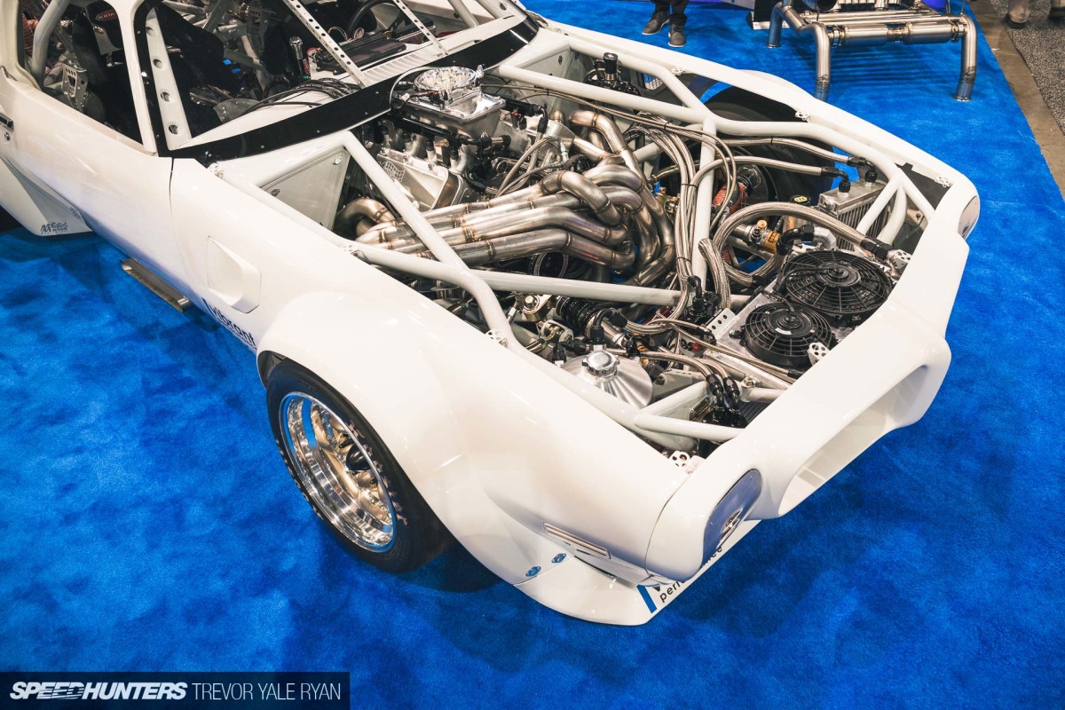 2018-SH_Engine-Bays-Of-SEMA_Trevor-Ryan-027_4541