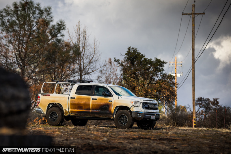 2018-SH_Allyn-Pierce-Toyota-Tundra-The-Pandra-Camp-Fire_Trevor-Ryan-006_0174