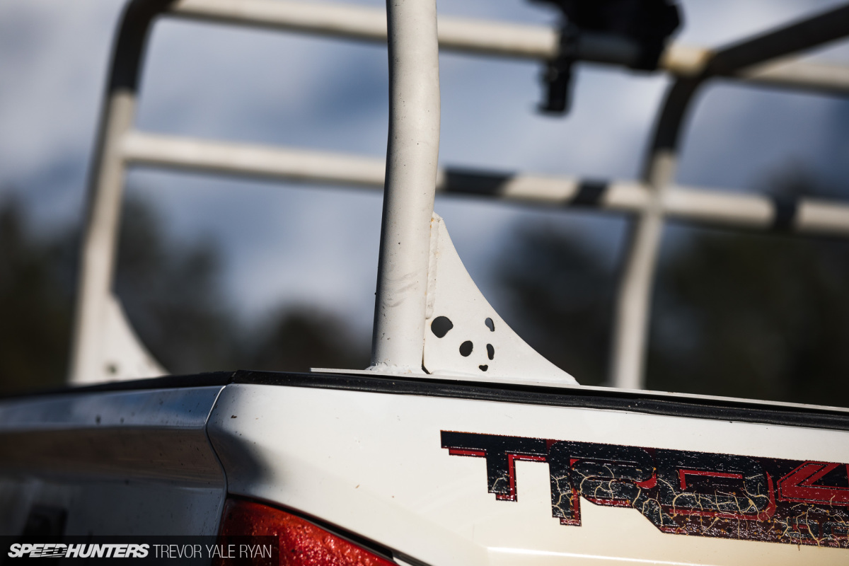 2018-SH_Allyn-Pierce-Toyota-Tundra-The-Pandra-Camp-Fire_Trevor-Ryan-007_0175