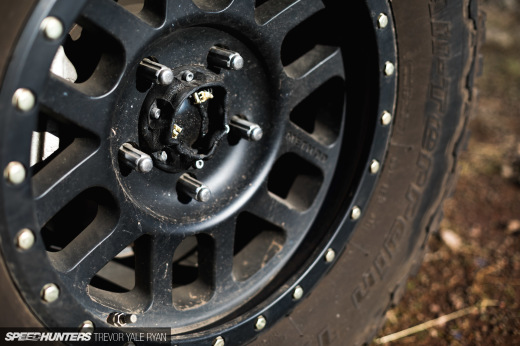 2018-SH_Allyn-Pierce-Toyota-Tundra-The-Pandra-Camp-Fire_Trevor-Ryan-018_0203