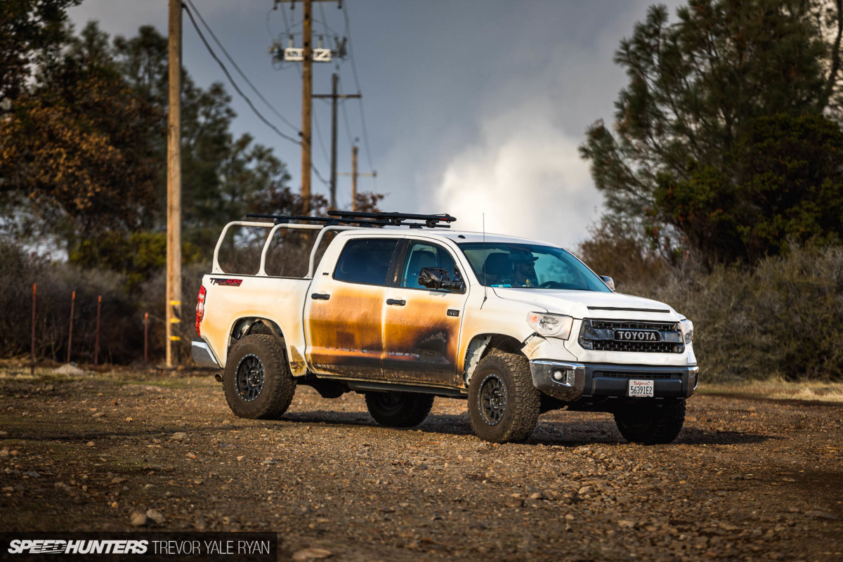 2018-SH_Allyn-Pierce-Toyota-Tundra-The-Pandra-Camp-Fire_Trevor-Ryan-038_0312