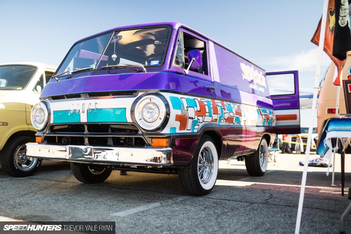 2018-SH_Mooneyes-Christmas-Show-Irwindale-SoCal_Trevor-Ryan-017_0908