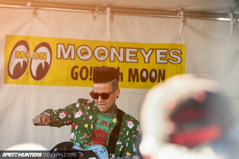 2018-SH_Mooneyes-Christmas-Show-Irwindale-SoCal_Trevor-Ryan-029_