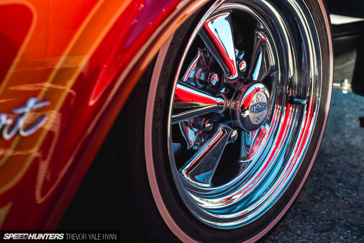 2018-SH_Lowrider-Chevy-Impala-Mooneyes-Xmas_Trevor-Ryan-009_0615