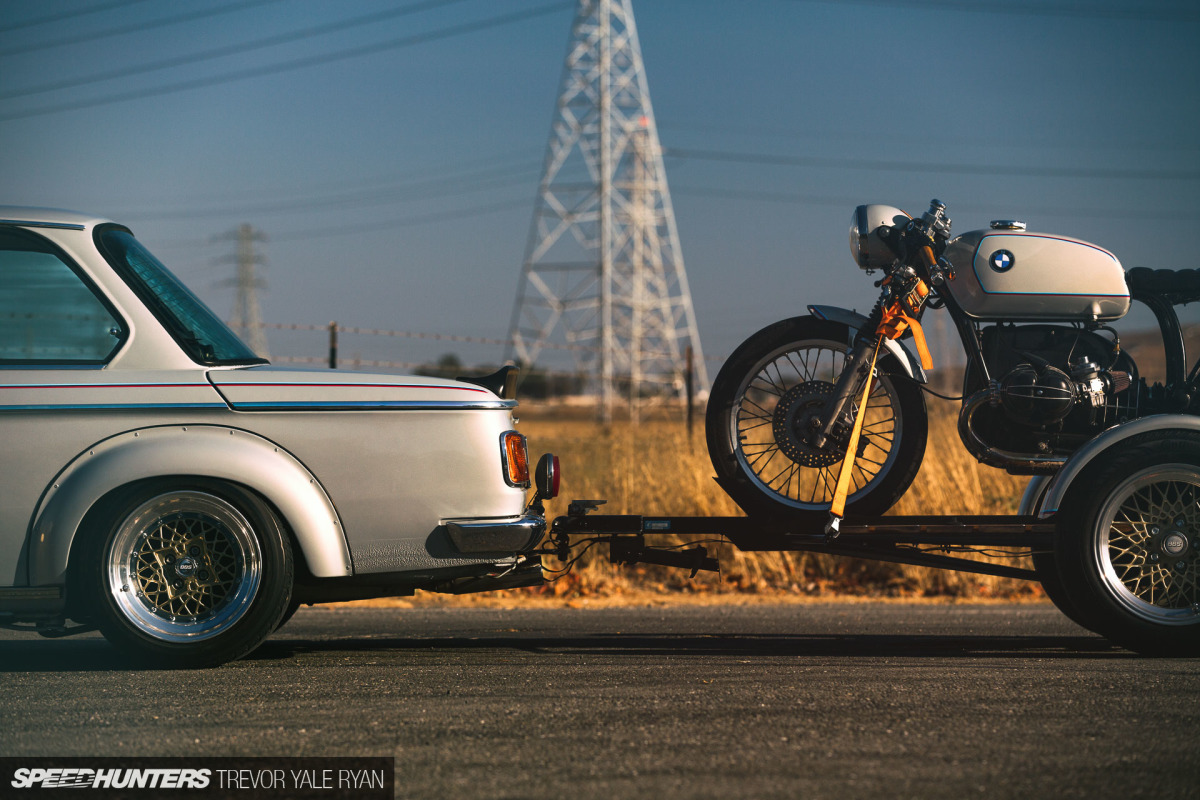 The Perfect Set From ’75: A BMW 2002 & R75/6