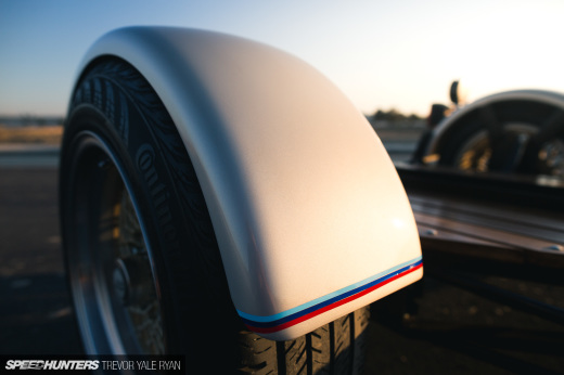 2018-SH_1975-BMW-2002-R756_Trevor-Ryan-034_0429